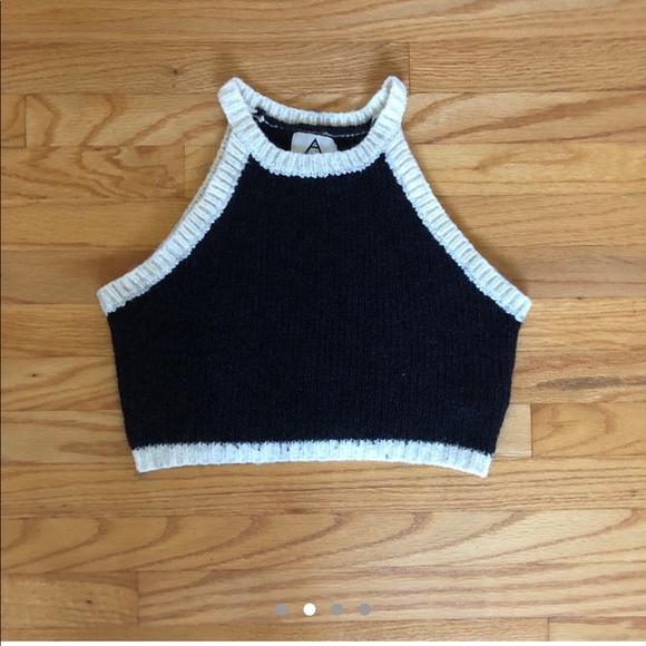 UNIF MONA KNIT TOP - Picture 2 of 4